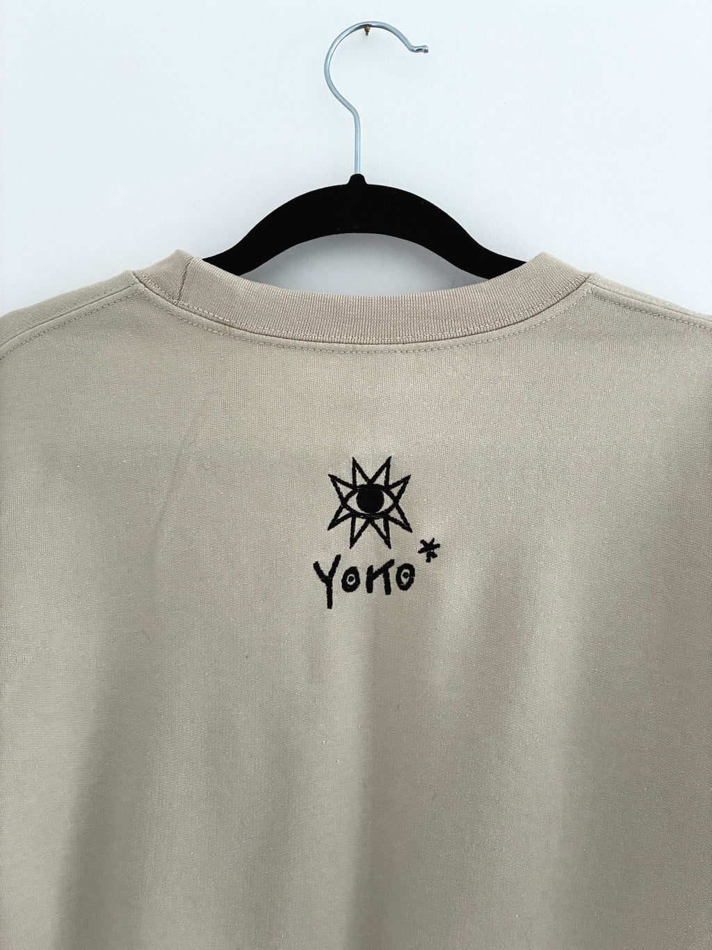 Embroidered *Mermaid & vase* sweatshirt