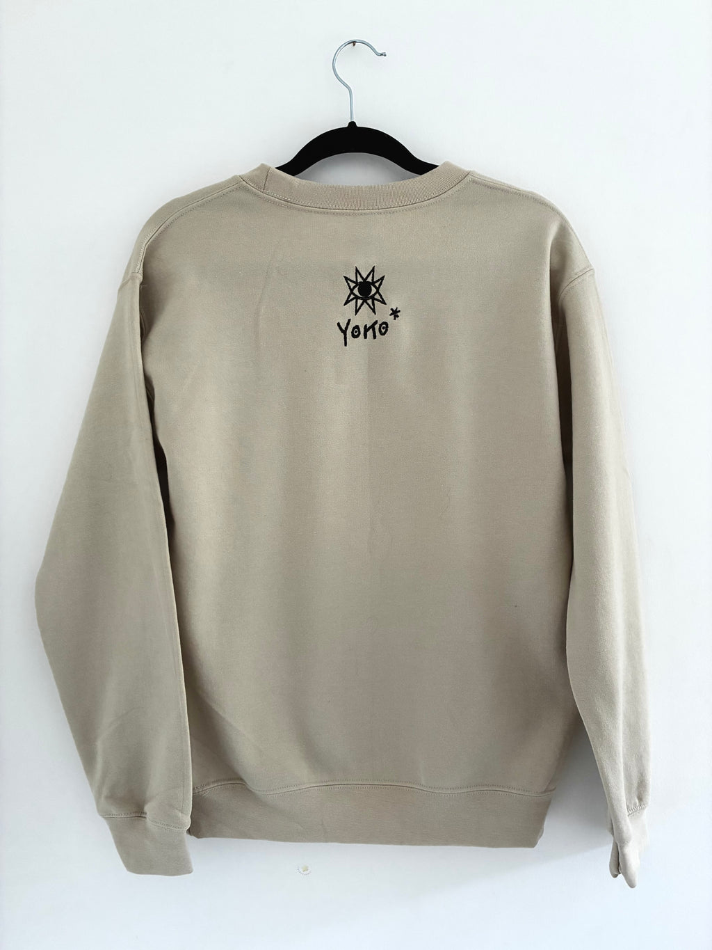 Embroidered *Mermaid & vase* sweatshirt