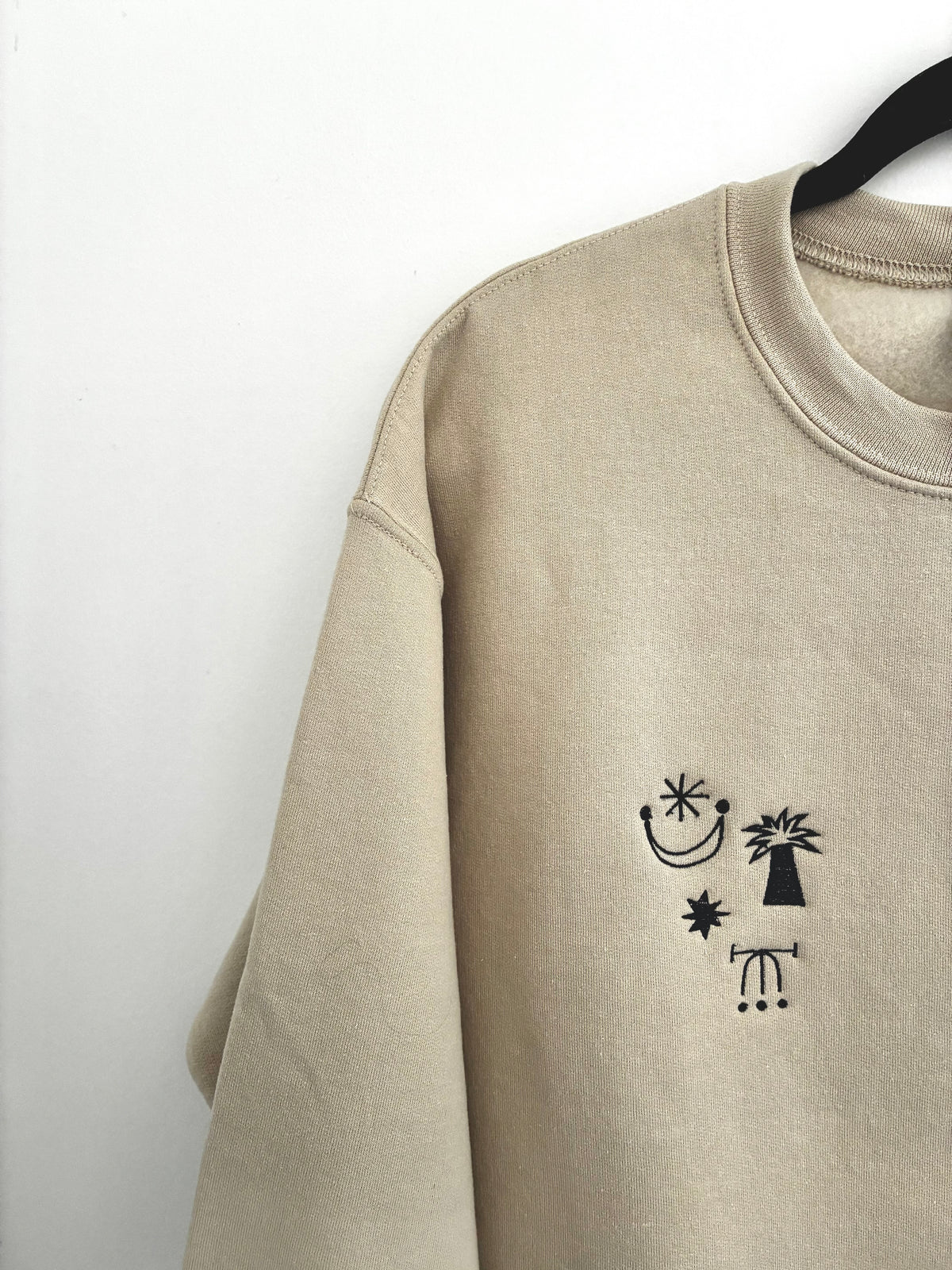 Embroidered *Palm tree* sweatshirt
