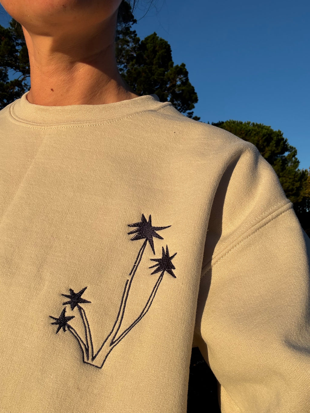 Embroidered *Palm tree* sweatshirt