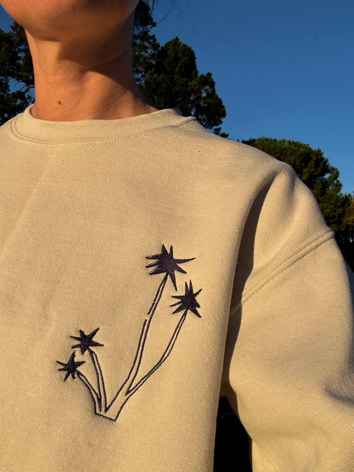 Embroidered *Palm tree* sweatshirt